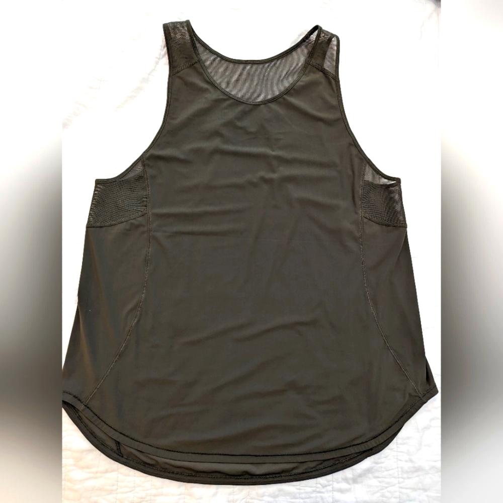 Lululemon green Sculpt Tank II size 12 large